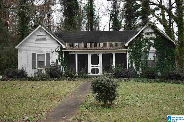 1050 Brookwood Drive Sylacauga, AL 35151