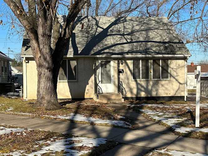 709 Edgar Avenue Saint Paul, MN 55117