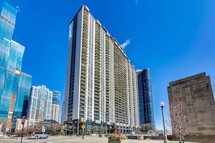 400 E Randolph St #2023 Chicago, IL 60601