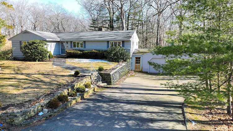 684 Central Rd Rye, NH 03871