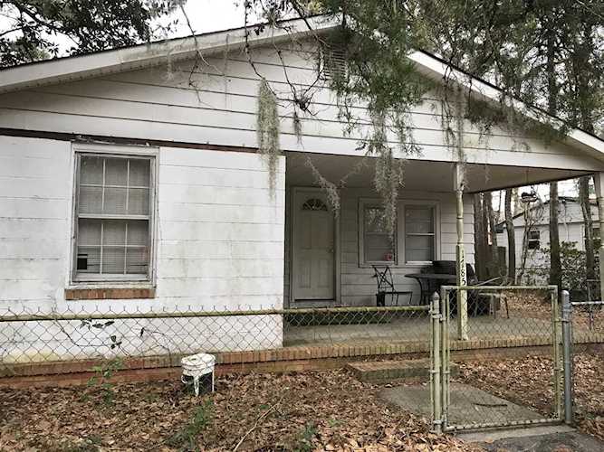 Home For Sale in Pierpont Charleston Charleston. 1785 Melody Ln.| Matt O’Neill Real Estate Photo 1
