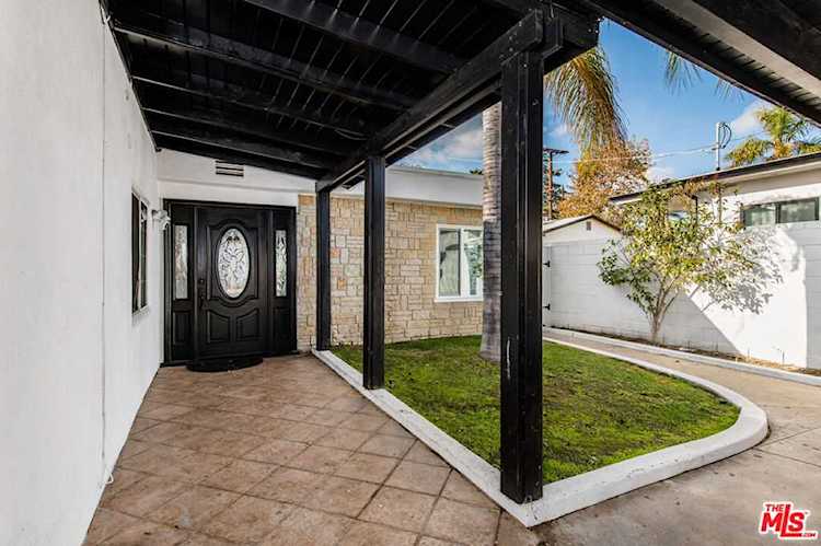 5653 Vantage Ave Valley Village, CA 91607