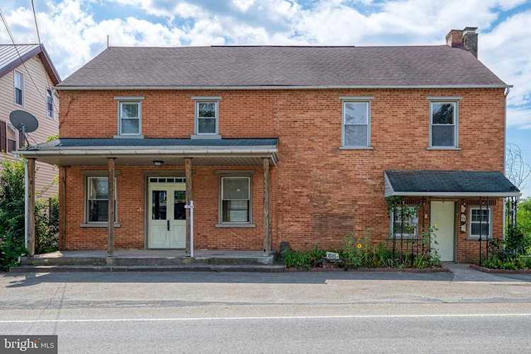 698 Marticville Rd Pequea, PA 17565