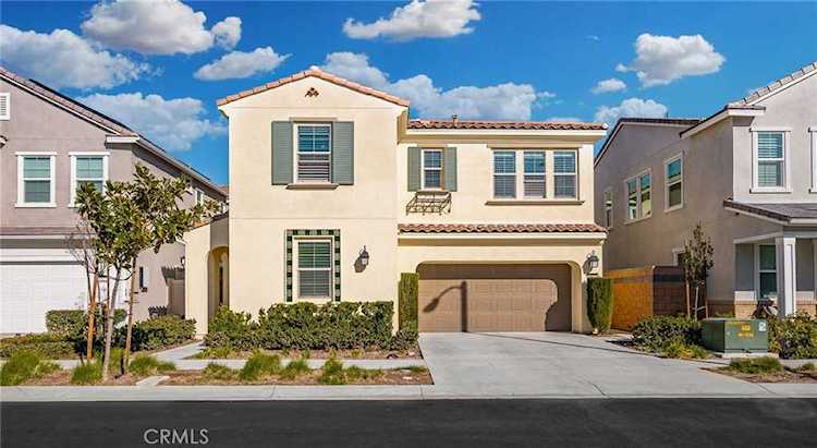 1819 Chinar Tree Dr Upland, CA 91784