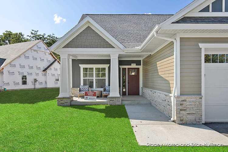 179 Tamarack Ln NE Rockford, MI 49341