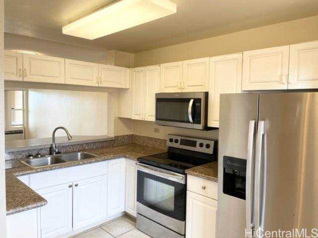 3054 Ala Poha Place #1705 Honolulu, HI 96818 | MLS 202300839 Photo 1