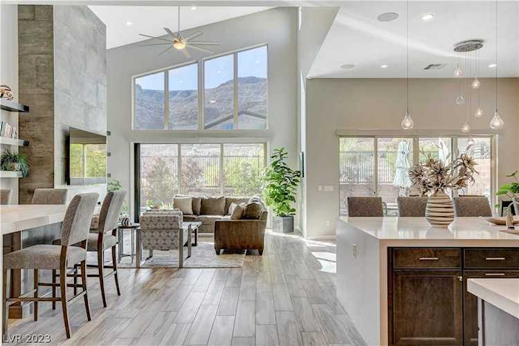6101 Willow Rock St Las Vegas, NV 89135