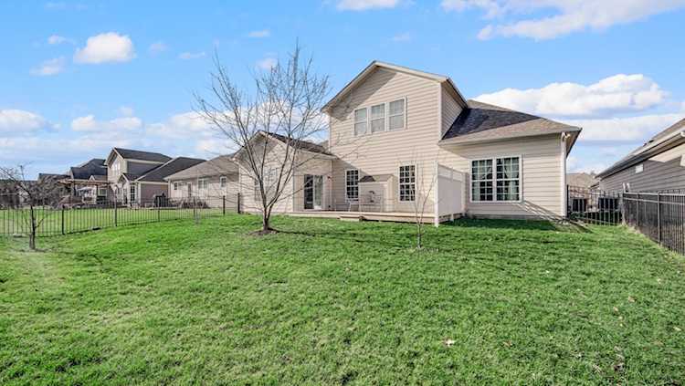 12051 Sanctuary Blvd Zionsville, IN 46077