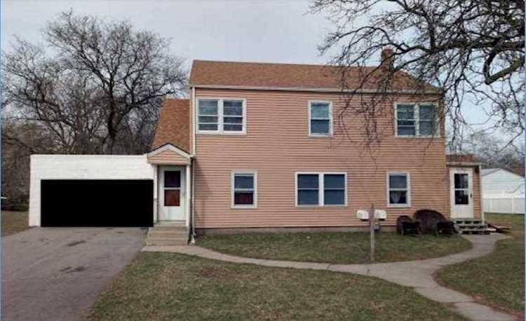 235 Dakota Street West Saint Paul, MN 55118