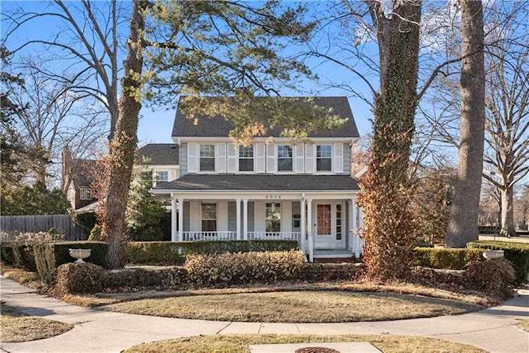 6036 Belleview Ave Kansas City, MO 64113