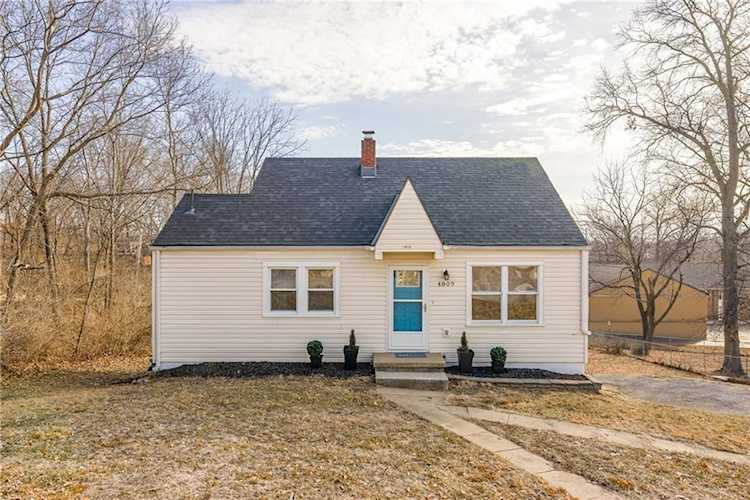4809 N Wheeling Ave Kansas City, MO 64119 | MLS 2418465 Photo 1