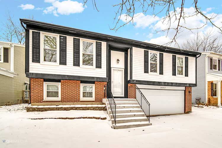 1653 Trafalgar Ln, Aurora, IL, 60504 located in the Hunters Run subdivision Photo 1