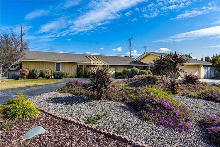 14742 Leon Place Tustin, CA 92780 | MLS PW23015432 Photo 1