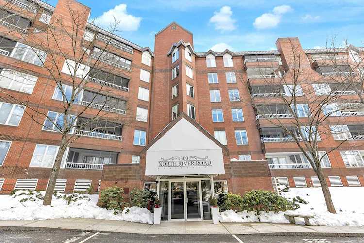 300 River Rd #412 Manchester, NH 03104