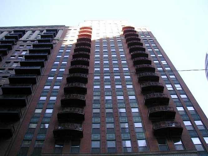208 W Washington St #703 Chicago, IL 60606