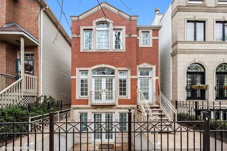 1837 N Wilmot Ave Chicago, IL 60647