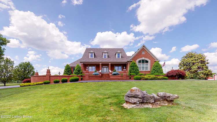 1214 Bells Mill Rd Shepherdsville, KY 40165