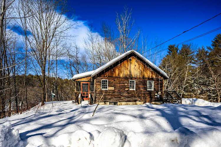 161 Depot RdGrayME04039home for sale Photo 1