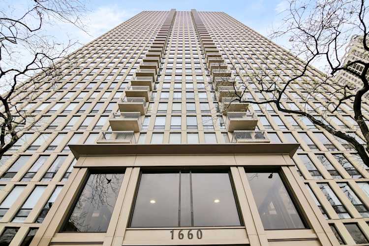 1660 N Lasalle Dr #2103 Chicago, IL 60614 | MLS 11711575 Photo 1
