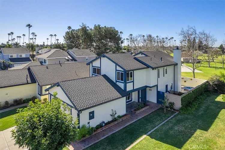 18201 Alice Ln Huntington Beach, CA 92648