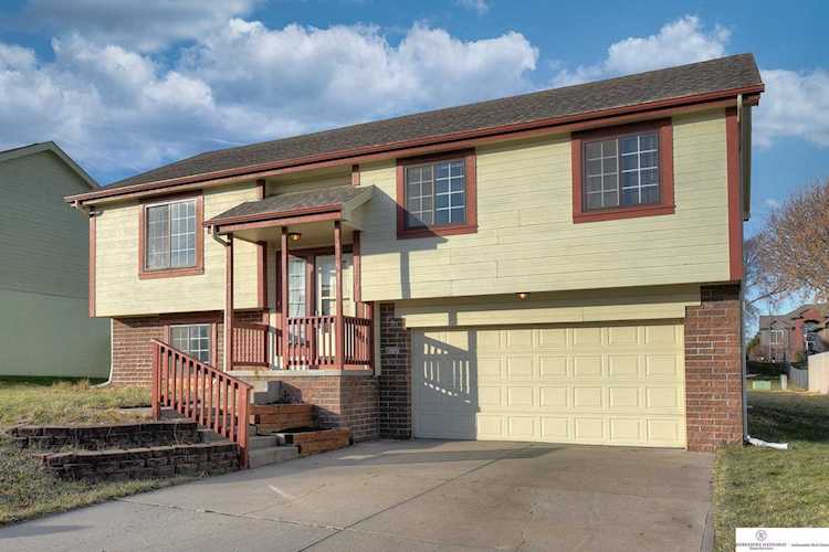 610 Rosewood Ave Papillion, NE 68133 | MLS 22227572 Photo 1