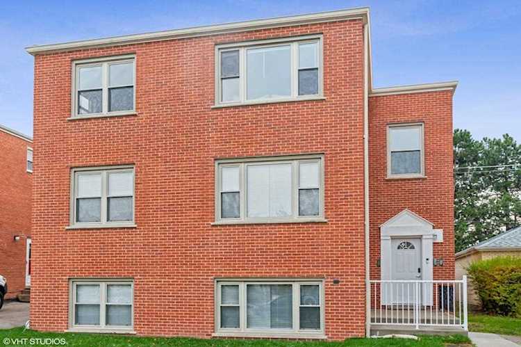 8423 W Oak Ave Niles, IL 60714