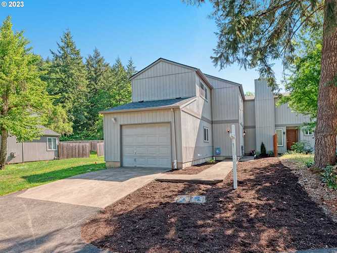 1345 E 43rd AVE Eugene, OR 97405