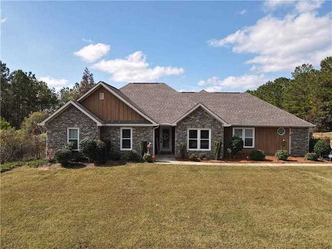 352 Lee Road 2110 in Salem, AL Photo 1