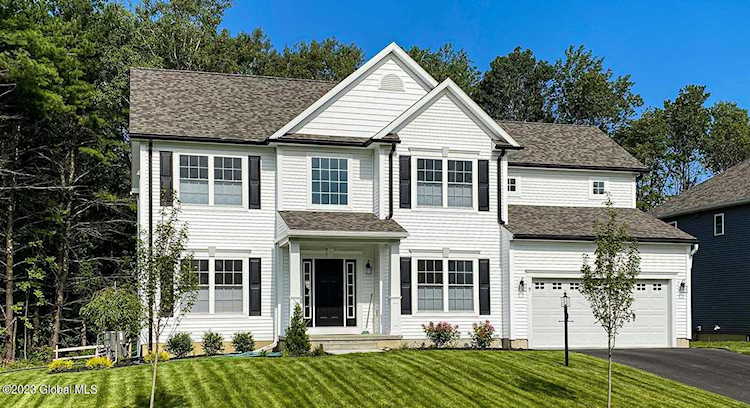 1 Bergen Place Niskayuna, NY 12309