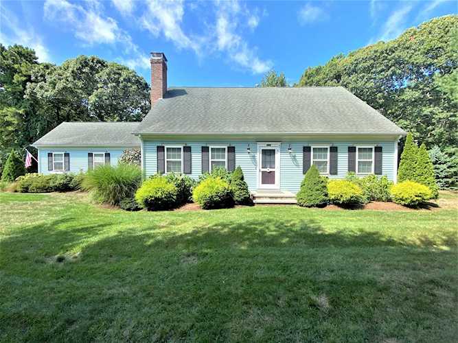 752 Route 6A Yarmouth Port, MA 02675