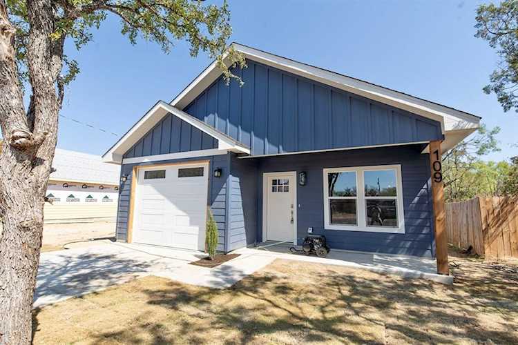 109 Pine DR Granite Shoals, TX 78654