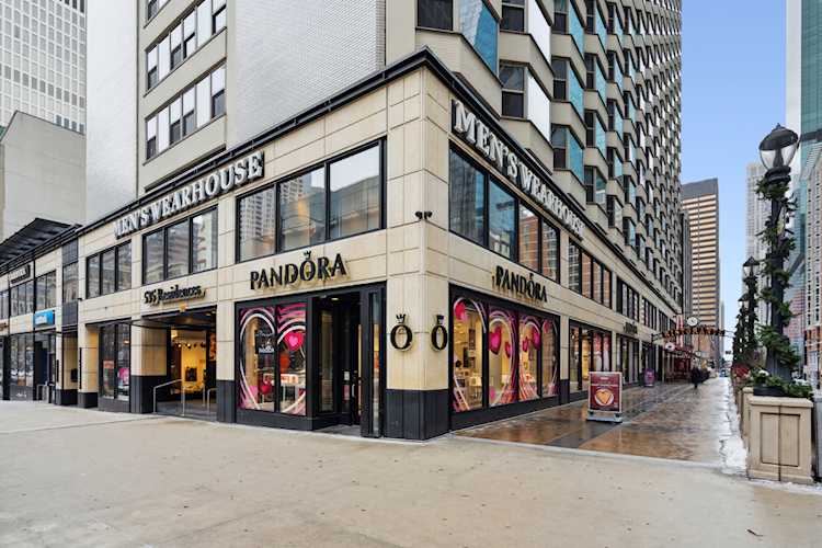 535 N Michigan Ave #2812 Chicago, IL 60611 | MLS 11711862 Photo 1
