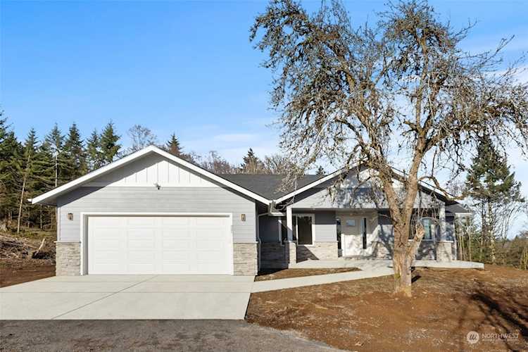 335 Olequa Heights Rd Castle Rock, WA 98611