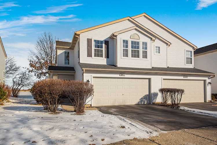 PHOTOS & DETAILS: 7011 Clearwater Dr, Plainfield, IL 60586 For Sale - MLS #11712041 - Photos, Virtual Tour, School Info - Real Estate Listing Info Photo 1