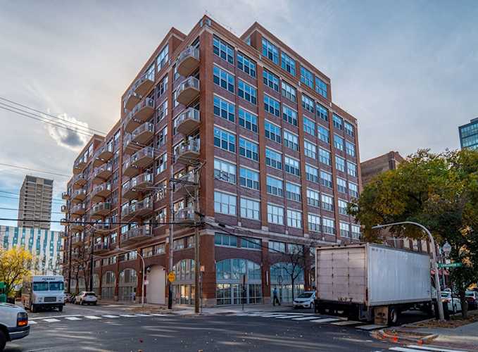 933 W Van Buren St #708 Chicago, IL 60607