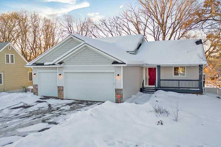 3603 Centerville Road Vadnais Heights, MN 55127