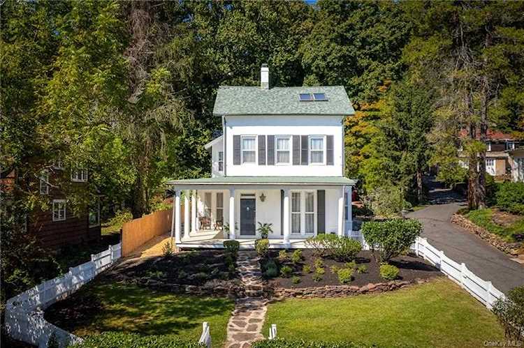 23 River Road Nyack, NY 10960