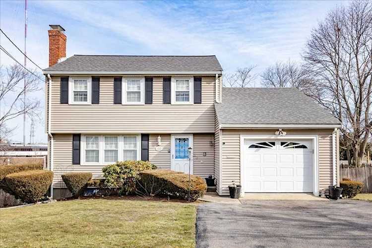 200 Hunting Rd, Needham, MA 02494 - $875,900 - MLS#73076026 Photo 1