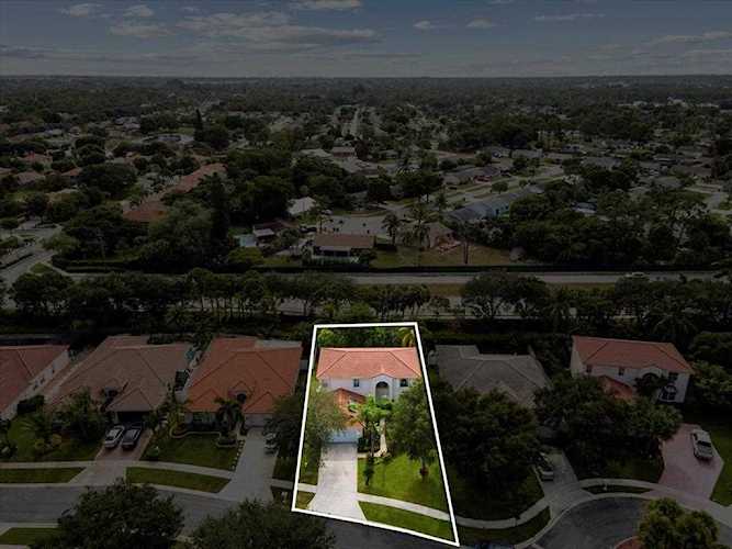 6154 Sand Hills Circle Lake Worth, FL 33463