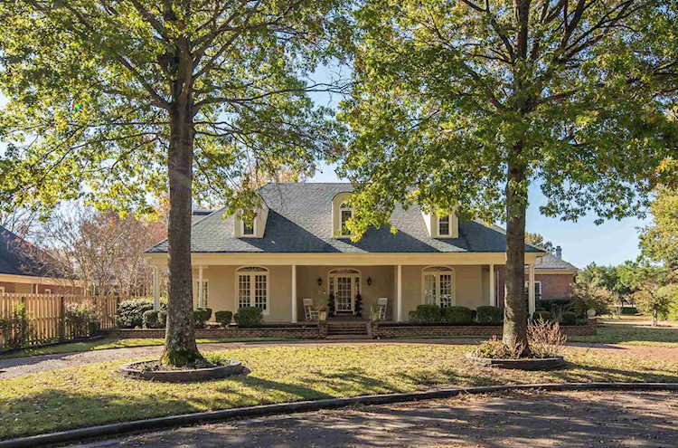 10365 Cruzenshire Cv Collierville, TN 38017 | MLS 10141395 Photo 1