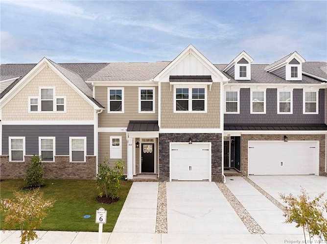 407 Mariners Way Yorktown, VA 23692