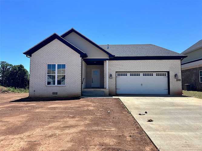 2328 Trenton Lane Bowling Green, KY 42103