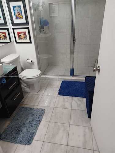18800 NE 29TH AVE.,#401 18800 NE 29th Ave.,#401 #401 Aventura, FL 33180