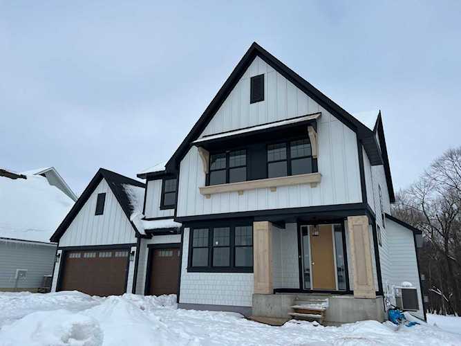 4598 Sunset Lane Minnetrista, MN 55331