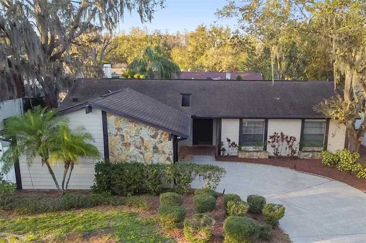 6110 Grape Fern Ct Temple Terrace, FL 33617
