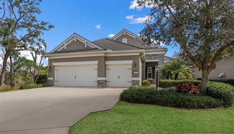 4011 Celestial Blue Ct Lakewood Ranch, FL 34211