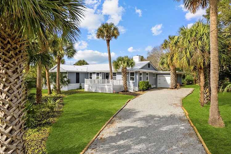 5307 N Ocean Blvd. Myrtle Beach, SC 29577