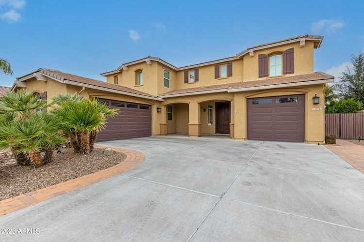 2486 E Sourwood Court Gilbert, AZ 85298