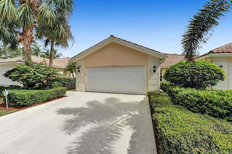 7907 Pine Island Way West Palm Beach, FL 33411
