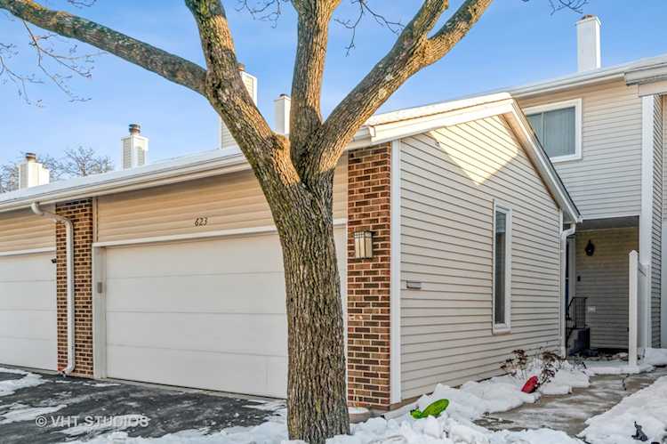623 Martin Ln Deerfield, IL 60015